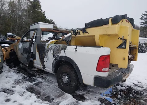 2010 Dodge Ram 2500 St z USA, uszkodzony, nr VIN 3D7LT2ET2AG131095